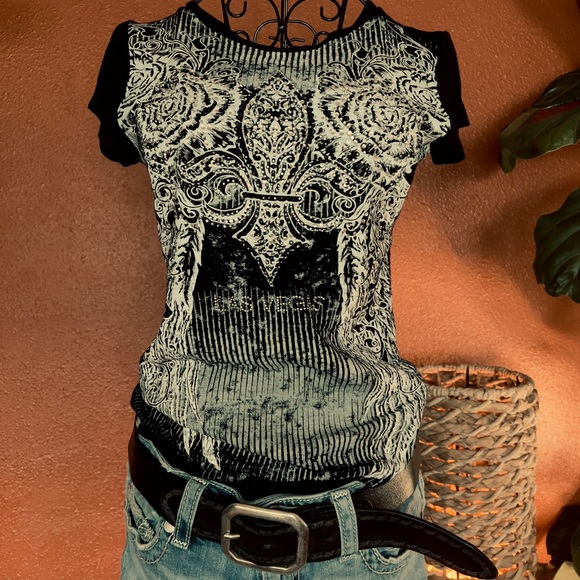 👚 Y2K - XL Youth - Black White T Fleur De Lis Las Vegas Rhinestones Angel Wings - Picture 1 of 7